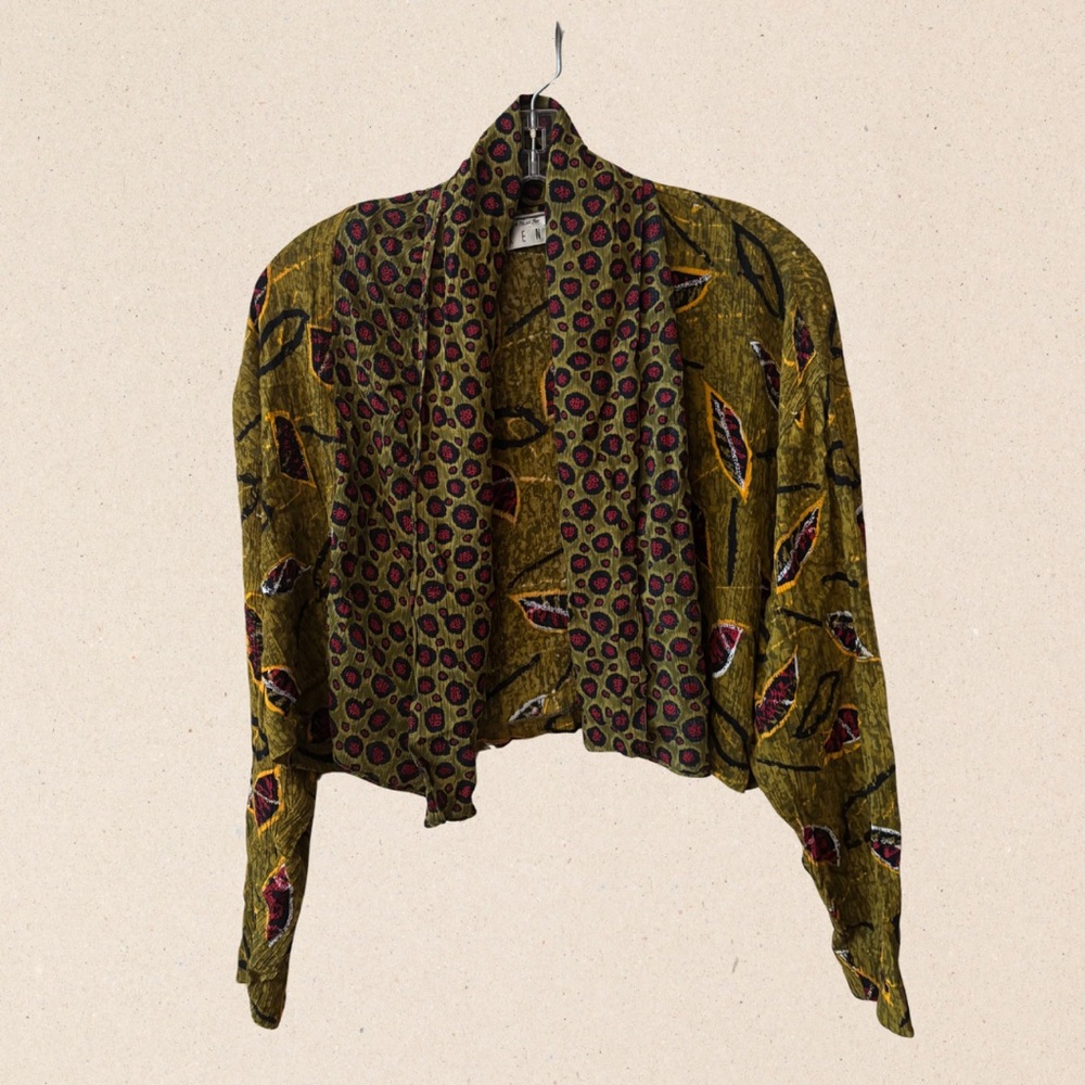 Vintage flowy crop top